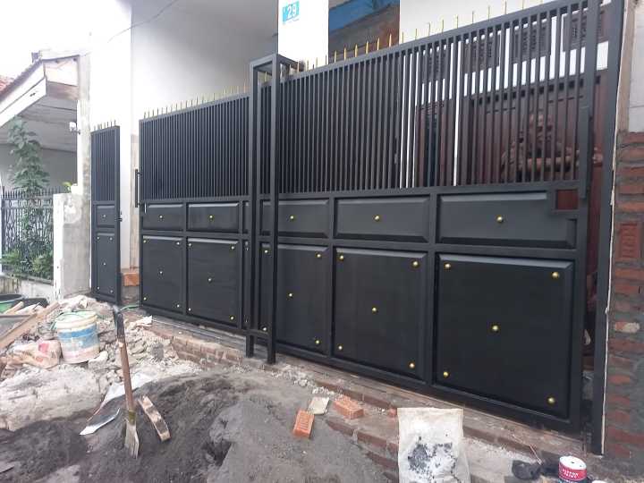 Pagar Besi Plat